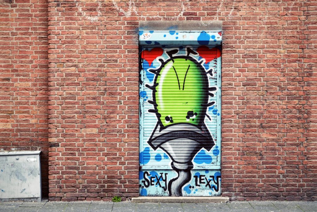 graffiti su una serranda di rotterdam 