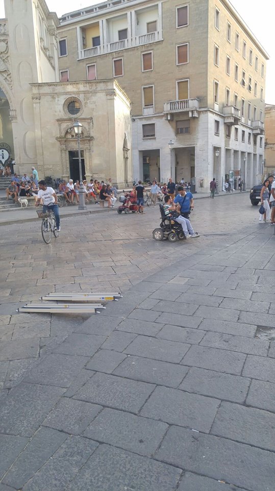 Piazza Sant'Oronzo, Lecce. Con le rampe di Movidabilia